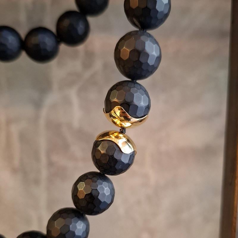 κολιε μαυρο 2